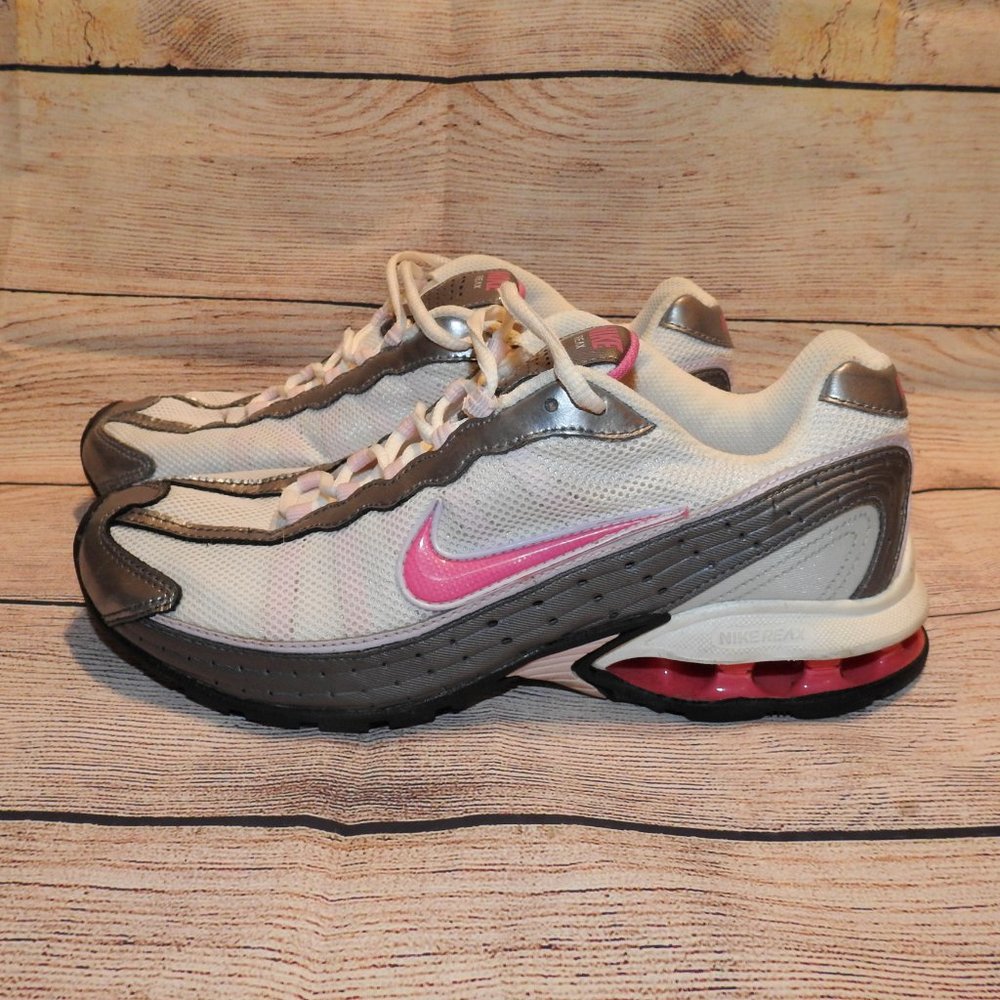Nike Reax White Gray Pink Running Shoes Size 10